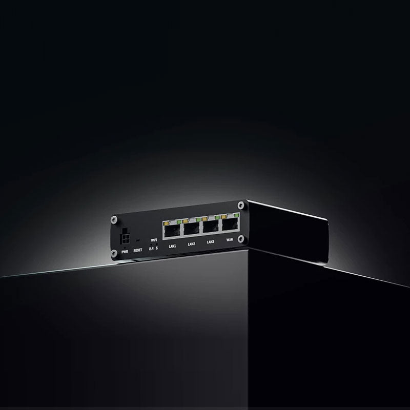 RUTX10 Ethernet Router