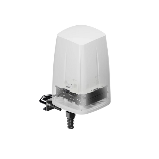 Vit 5G-utomhusantenn för RUTX50 och RUTM50-routrar