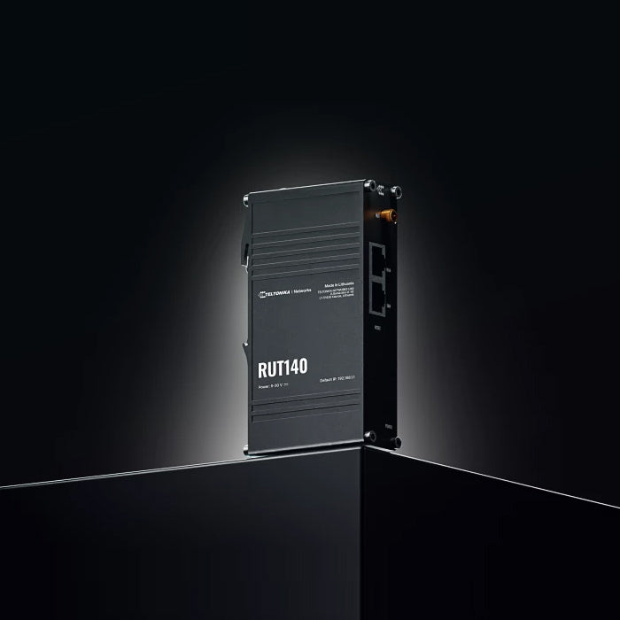 RUT140 Router